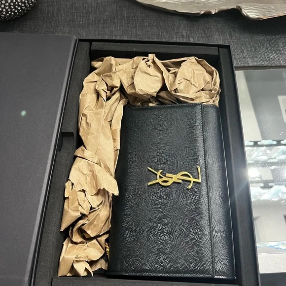 Saint Laurent YSL Black Kate Medium Flap Purse - In Grain De Poudre - Picture 17 of 17